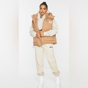 PRETTY LITTLE THING puffer vest NWT